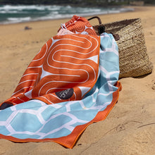 Load image into Gallery viewer, The FOLC Signature XXL Set on the beach featuring The Desert XXL and The Gum XXL towels.