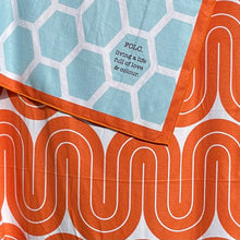 Load image into Gallery viewer, Close-up of The Desert towel alongside The Desert XXL design from the FOLC Family Pack.